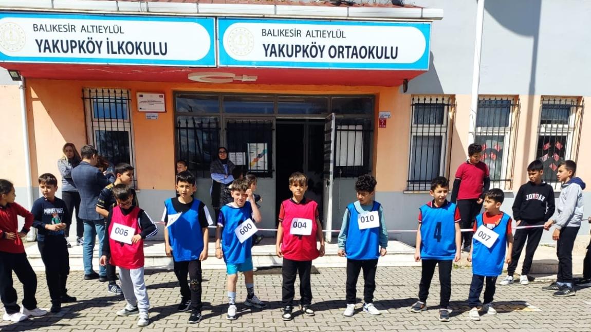 Okulumuz Bünyesinde Yapılan 19 Mayıs Gençlik ve Spor Bayramı Koşusu