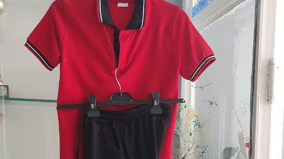 Okul Kıyafeti